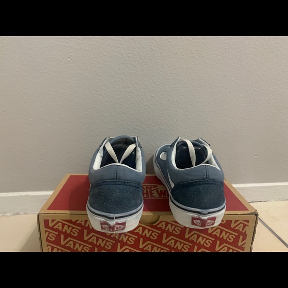 Vans - Picture 4 of 4